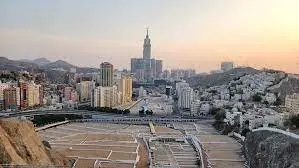 أفضل معلم دهانات في مكة | تشطيب ودهانات فاخرة بأسعار منافسة